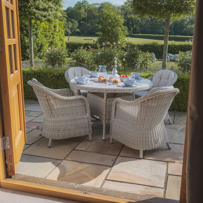 Heritage 4 Seat Round Rattan Dining Set